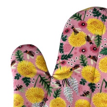 Load image into Gallery viewer, Springtime Bees Oven Mitt